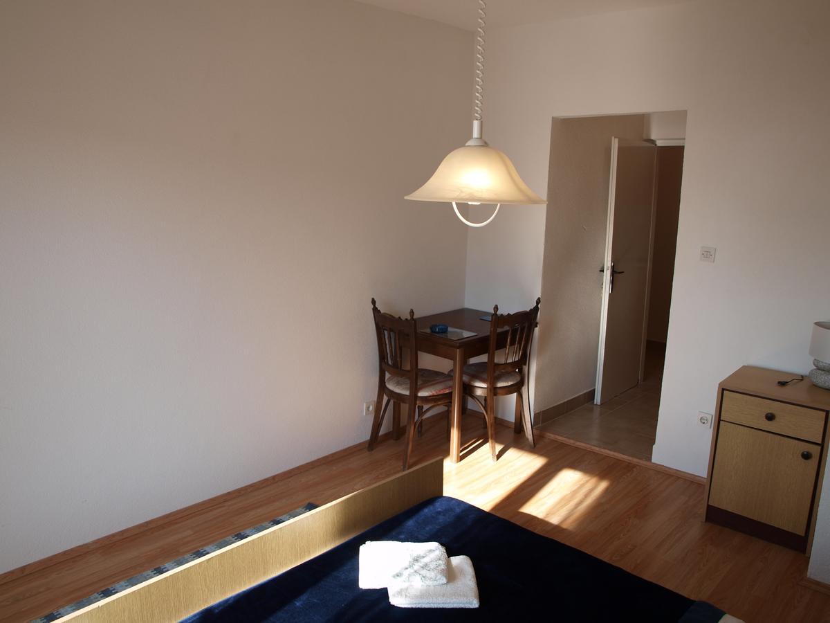 Apartments Nadia Игране Экстерьер фото